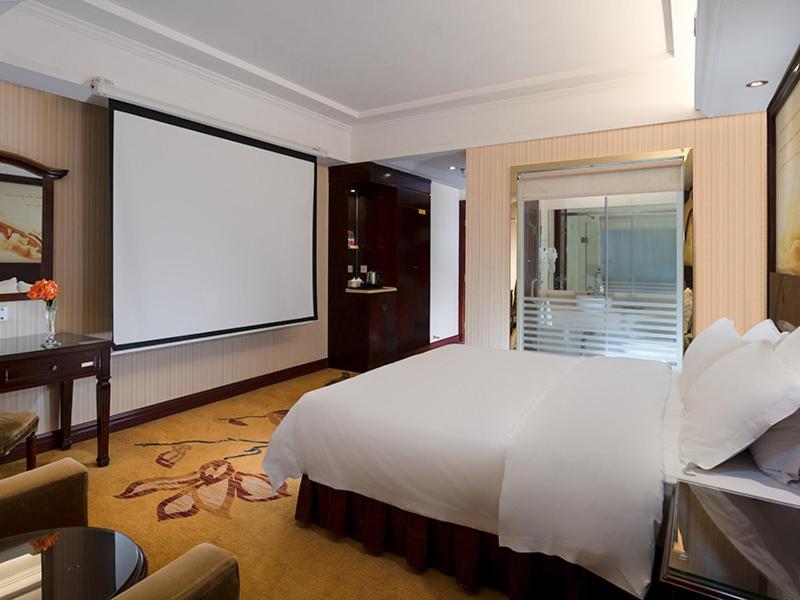 Vienna Hotel Dongguan Chang'an Mid Zhen'an Road Bagian luar foto